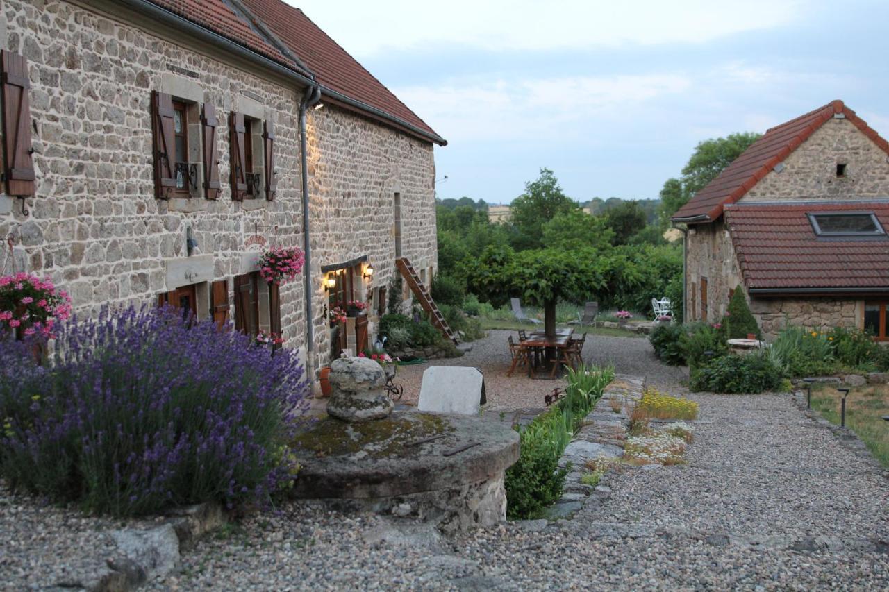 La Belle Ame Bed & Breakfast Saint-Priest-des-Champs Екстериор снимка