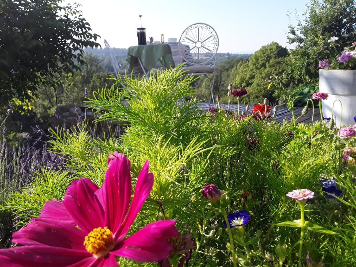 La Belle Ame Bed & Breakfast Saint-Priest-des-Champs Екстериор снимка